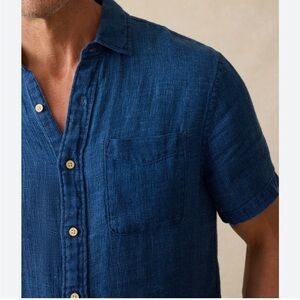 Faherty linen Deep Blue Casual Button Down Shirt; size L